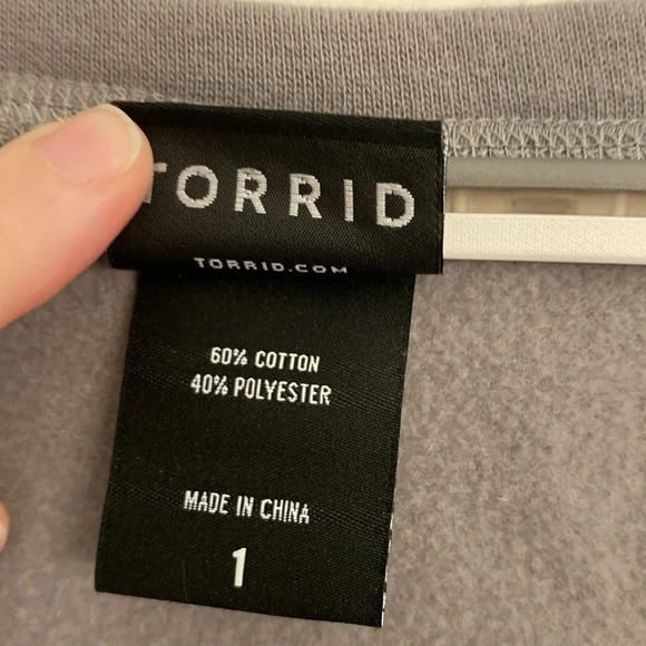 Torrid Marvel Avengers Sweatshirt - Picture 4 of 5